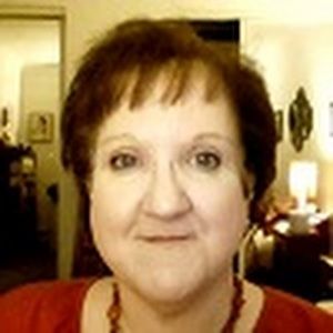 Meet your Posher, Kelley